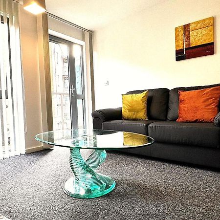 2 Bed Ensuite With Balcony And Free Onsite Secure Parking Манчестер Экстерьер фото